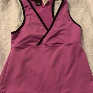 Workout top size large